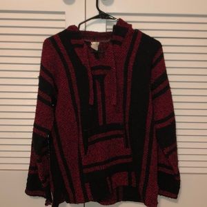 V neck drug rug sweatshirt